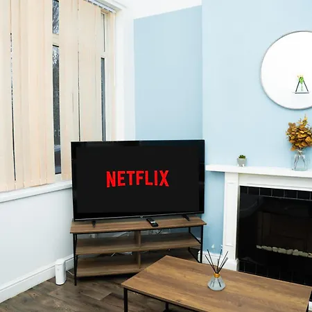 Large Townhouse Retreat Close To The Leeds (West Yorkshire)